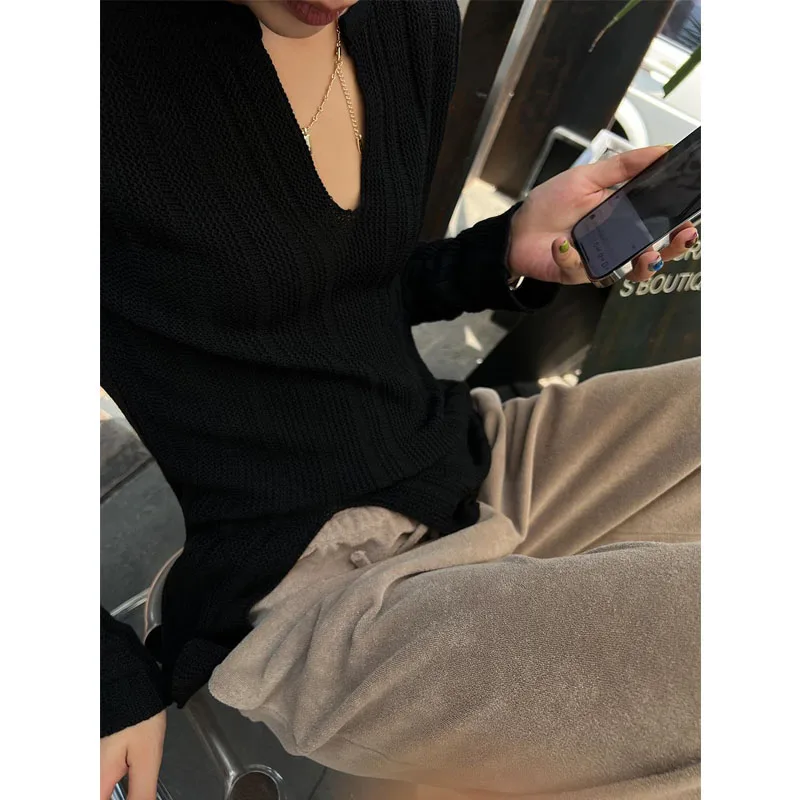 Women Sweaters Elegant V-neck Old Money Style White Knitwears Korean Fashion Long Sleeve Jumpers Sexy Black Casual Chic