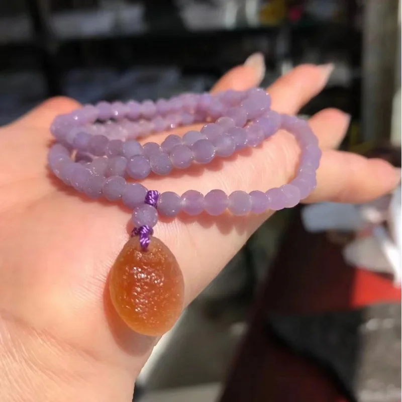 Indonesia Purple Grape Three-Circle Hand Wrapping