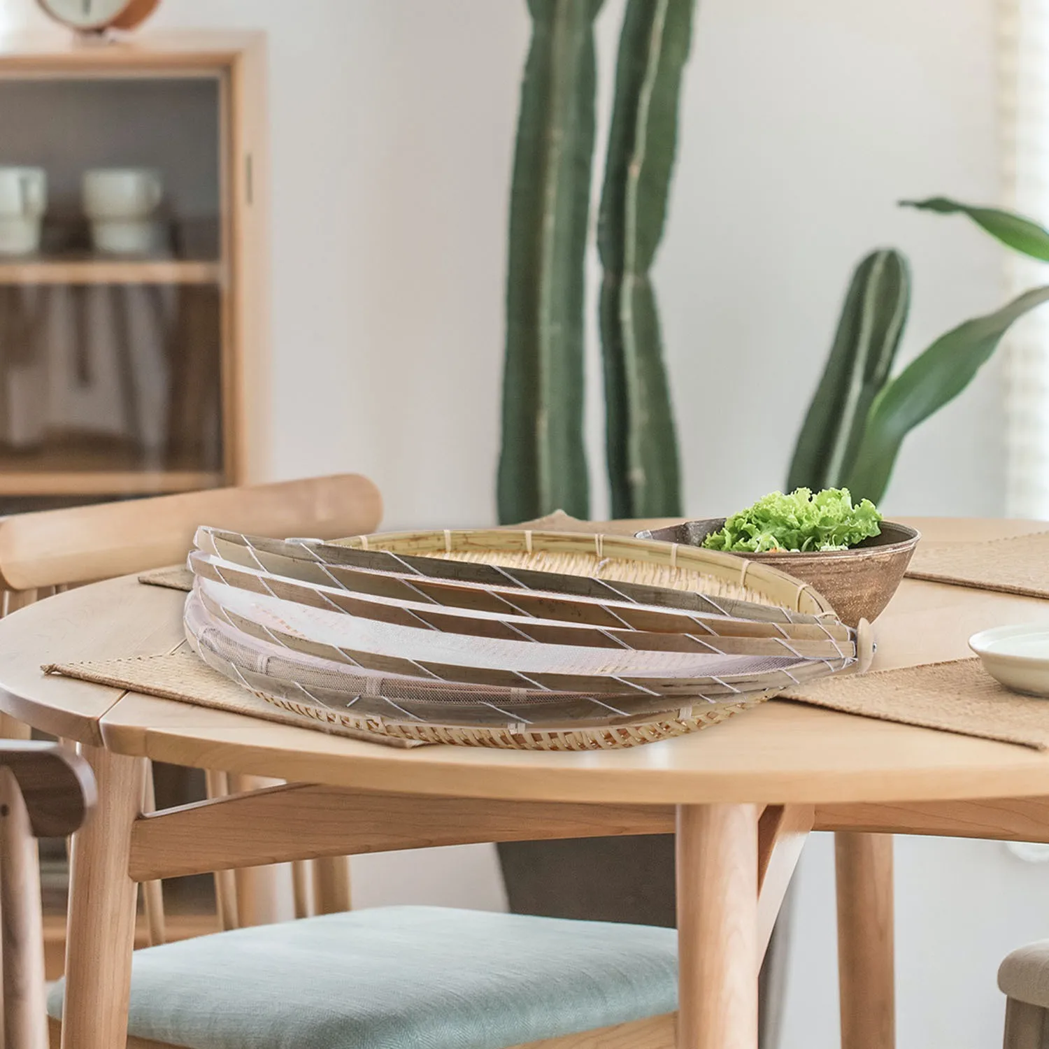 

Handmade Bamboo Woven Bug Proof Wicker Basket Dustproof Picnic Fruit Tray Food Bread Dishes Cover with Gauze