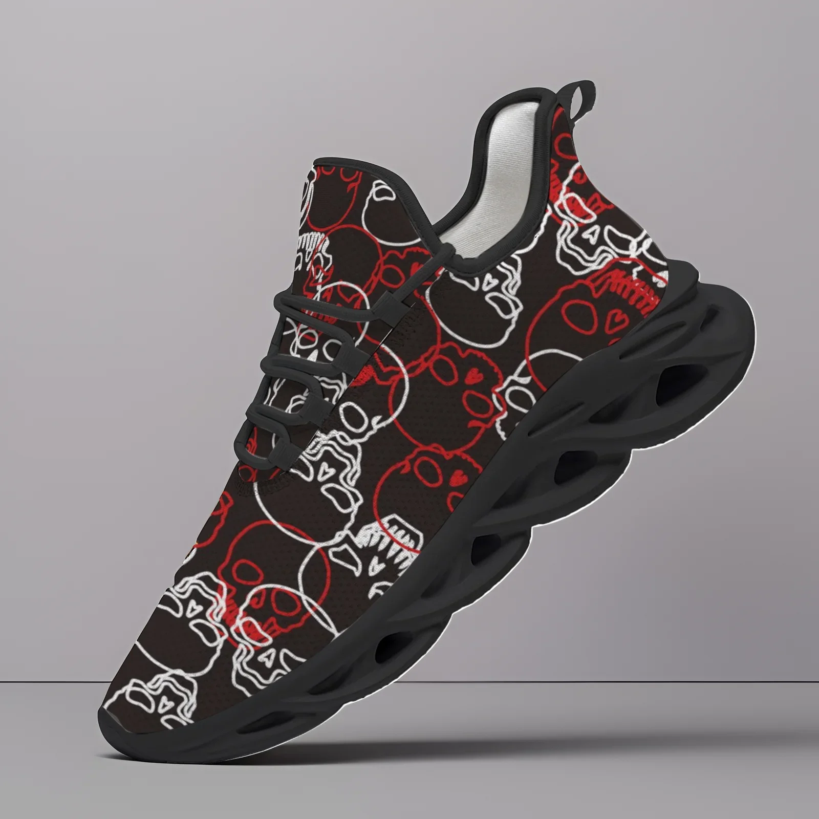 Customized Red and white skull line casual sports shoes, men's and women's styles, running shoes, lightweight mesh shoes