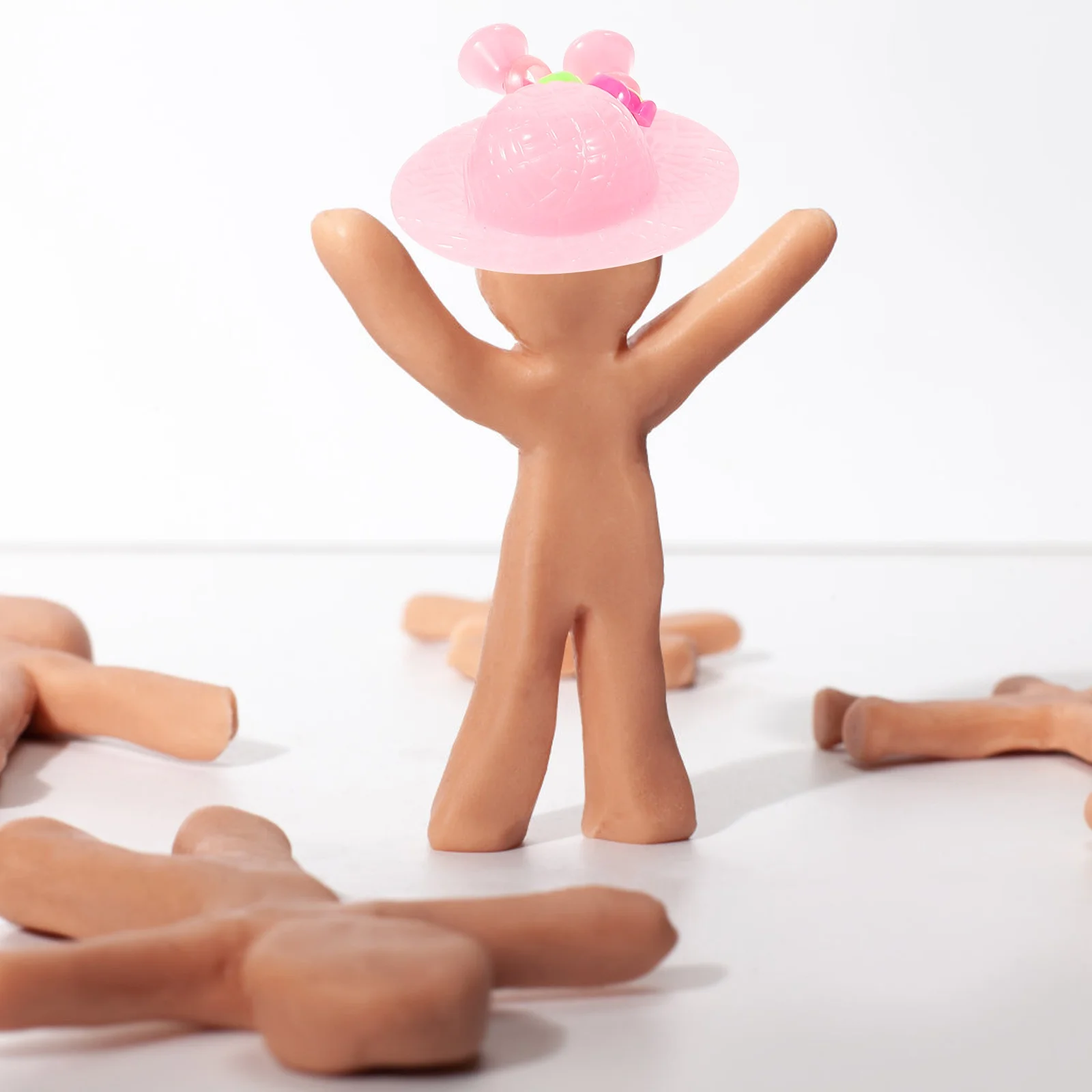 30 قطعة قبعة مصغرة البلاستيك وهمية قبعة الزخرفية القبعات الصغيرة Diy بها بنفسك الحرف منزل المشهد زخرفة الاطفال التظاهر اللعب مجموعة #4