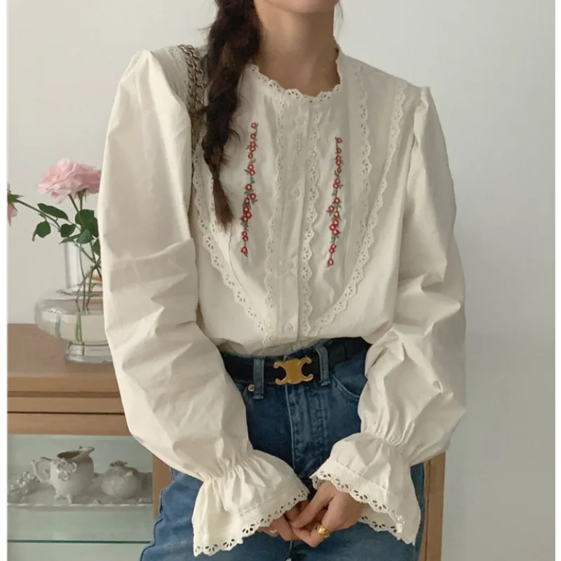 Fashion Spring Shirts for Women Clothes Embroidered Lace Y2k Top Splicing Long-sleeved Blouse Round Neck Loose Casual Cardigan