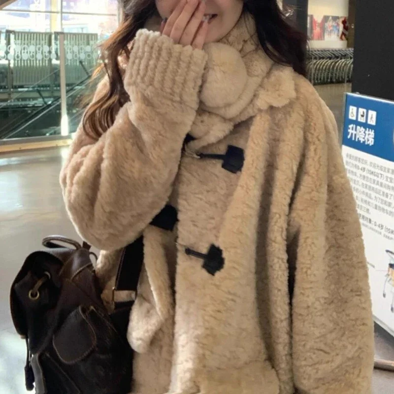 

Lapel Sweet and Gentle Lamb Fleece Coat for Women, Sheepskin and Wool Integrated Plush Coat, Thickened for Autumn and Winter