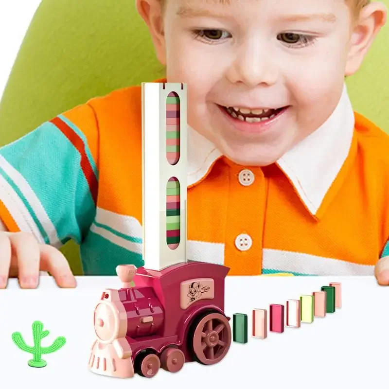 Tren de dominó automático para niños, juego de bloques de ladrillo con sonido eléctrico, juguetes educativos de apilamiento de construcción de celebridades de Internet