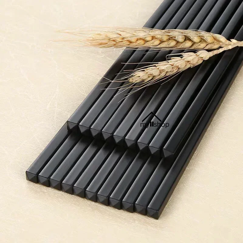 2Pairs Black Chopsticks Sushi Sticks Non Slip Washable Safe Dishes Alloy Bamboo Snack Food Class Heat-resistant Tableware Set