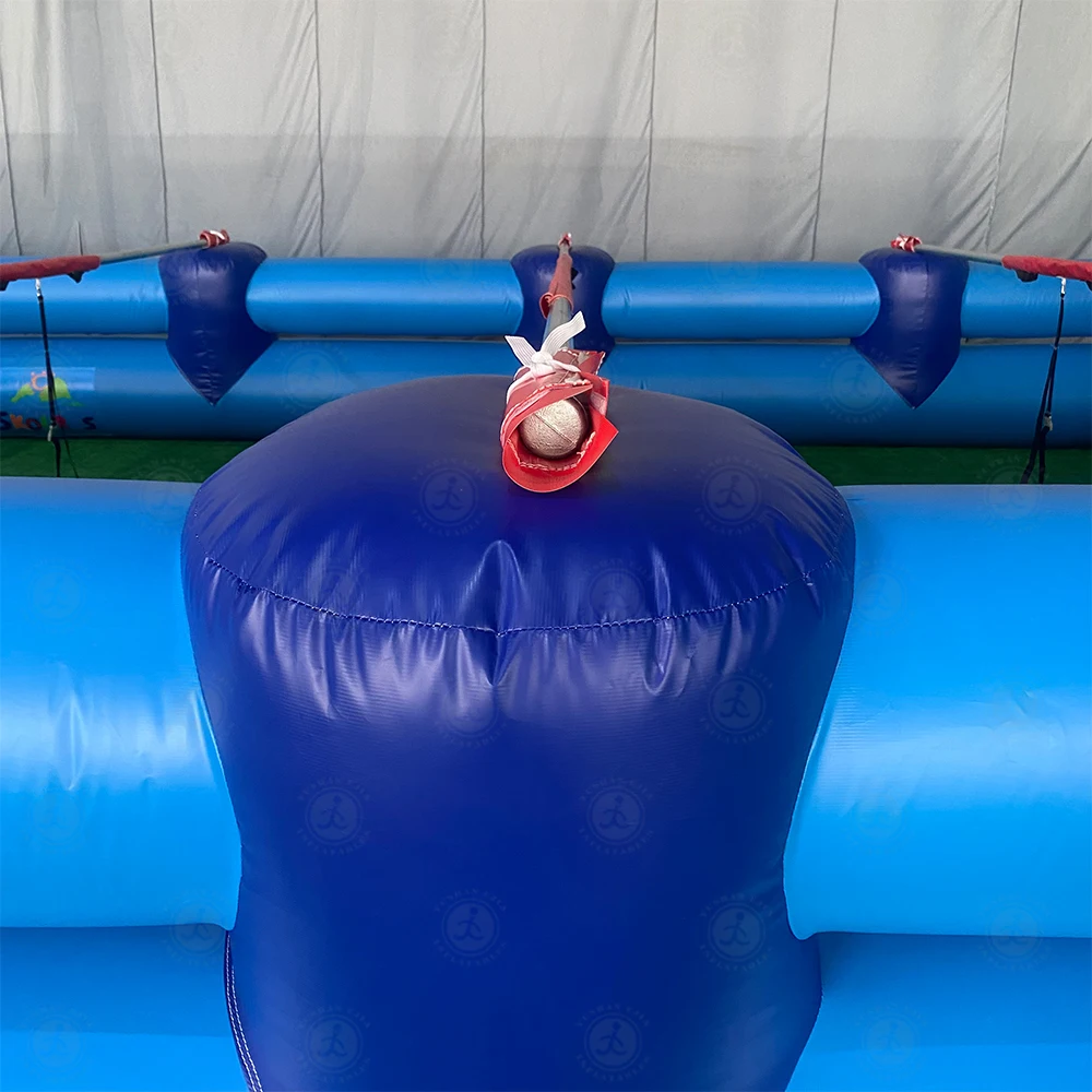 Attrezzatura per tornei di biliardino umano gonfiabile personalizzabile a prezzo di fabbrica per eventi aziendali
