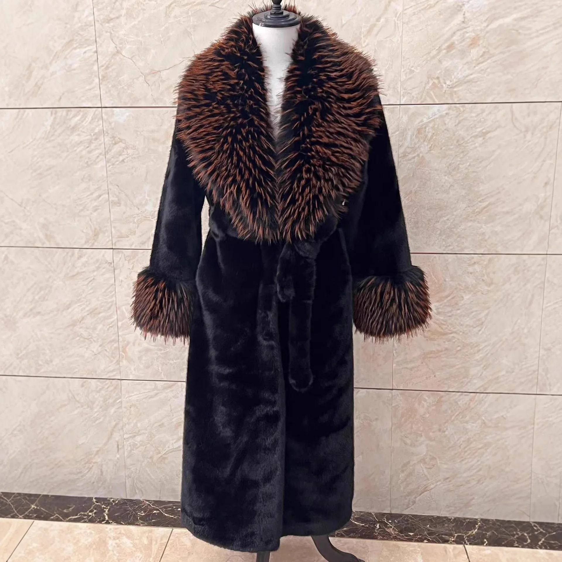 New Faux Fox Fur Women Thick Warm Long Coat Turn Down Collar Maxi Warm Jackets Thick Elegant Coat Belt Belt Outerwear Autumn Win