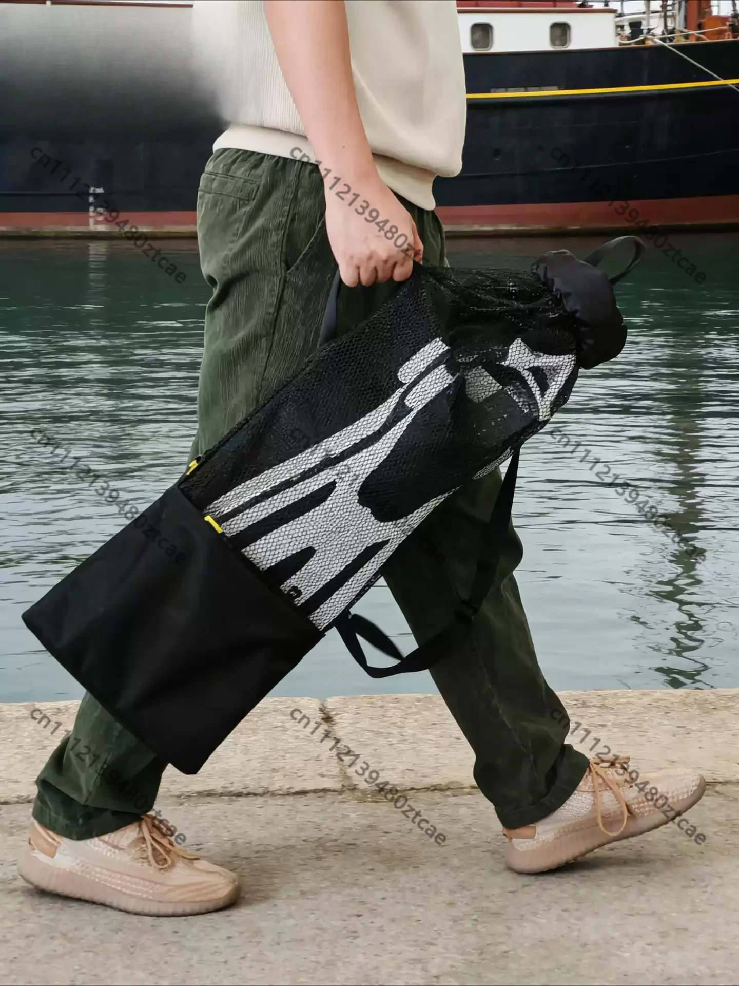 Freediving Long Fins Backpack Large Mesh Storage Bag Breathable Net Pouch For Diving Long Fins And Diving Sports Gear