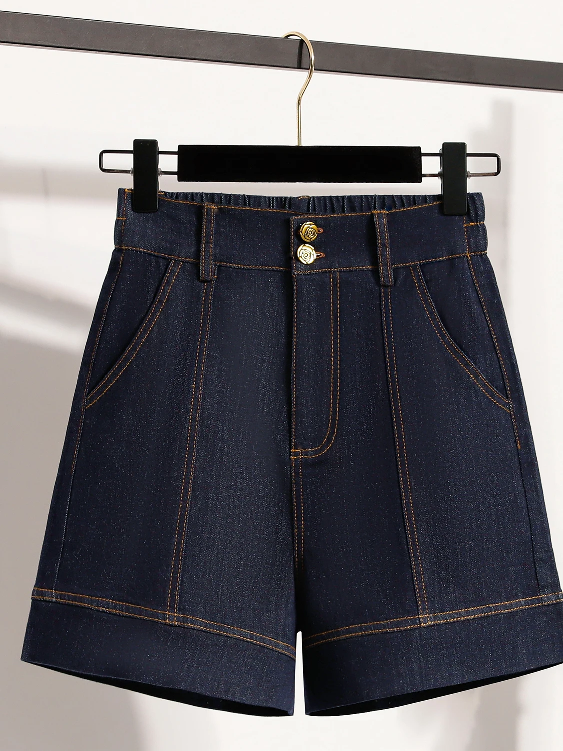 

Летние джинсовые шорты больших размеров 2026 года: свободные, широкие, с высокой талией, утягивающие, на резинке, универсальные повседневные брюки для женщин