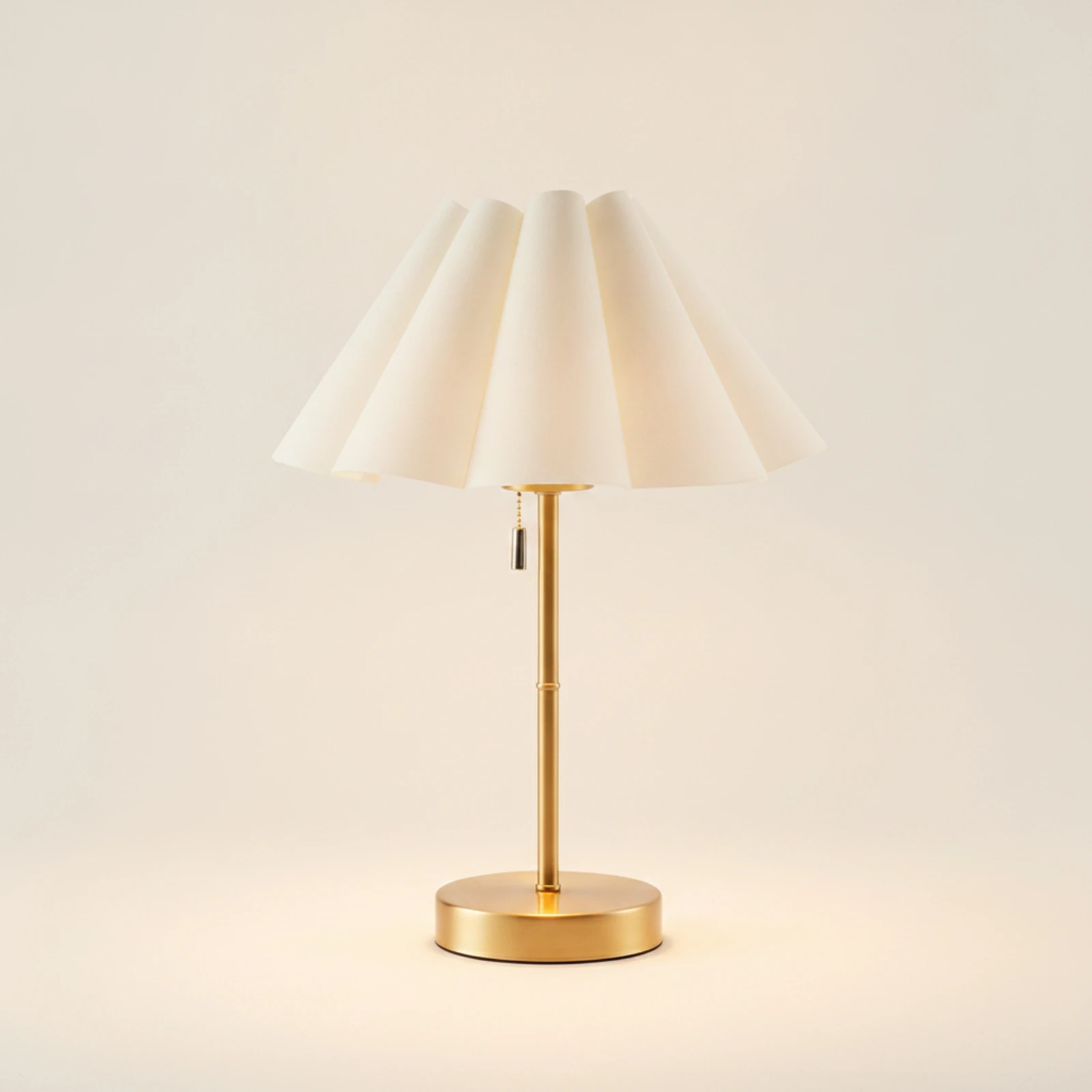 Table Lamp with Pleated Shade Compact Rechargeable Table Lamp Warm Glare-Glare-Reducing for Readers, Nightstand, Bedroom