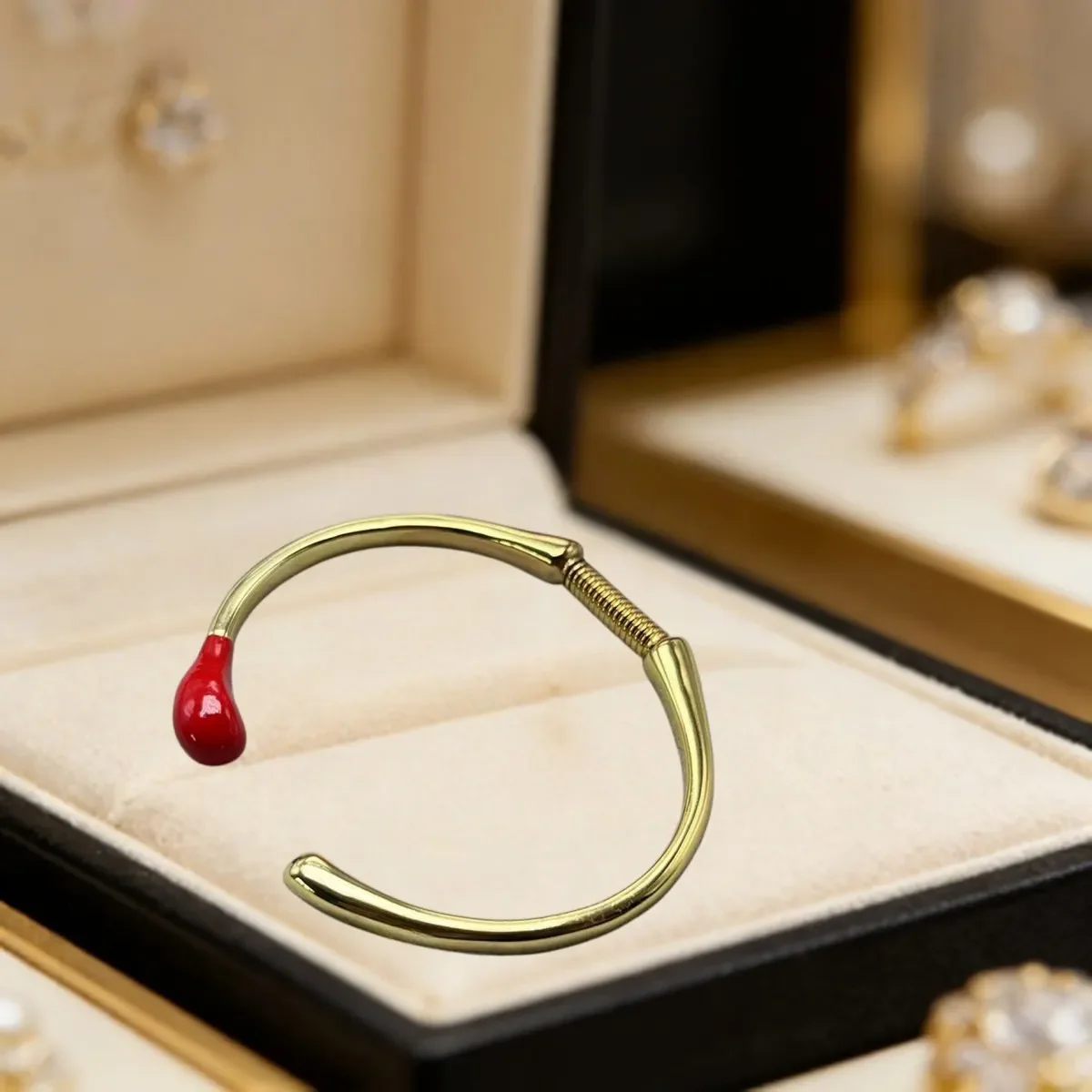 2026 Spain Creative Ins Style Gold Silver Curved Match Head Bracelet Jewelry Accessories Popular Gifts