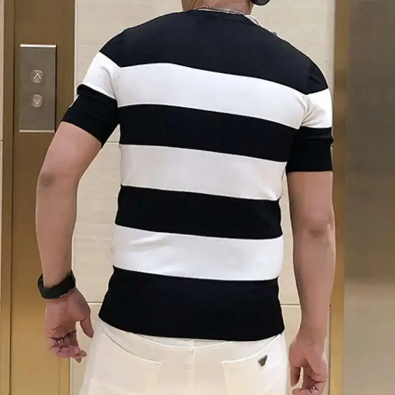 2022 Summer Men\'s Personalized Badge Embroidery Tees Slim Fit Stripe Ice Silk Short Sleeve Tshirt Tide Brand Round Neck Pullover