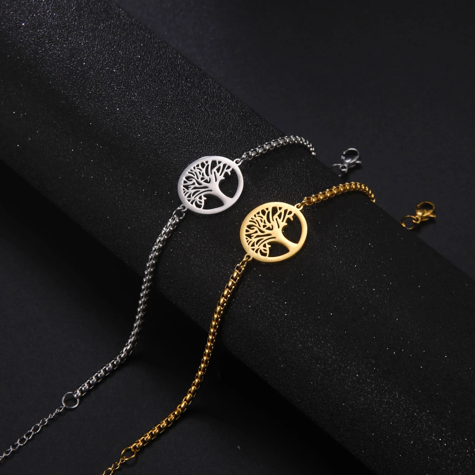 Bransoletka dla mężczyzn Kobiety Bransoletki ze stali nierdzewnej Hollow Life Tree Pendant Klasyczna moda Biżuteria Prezenty ślubne — zdjęcie 3