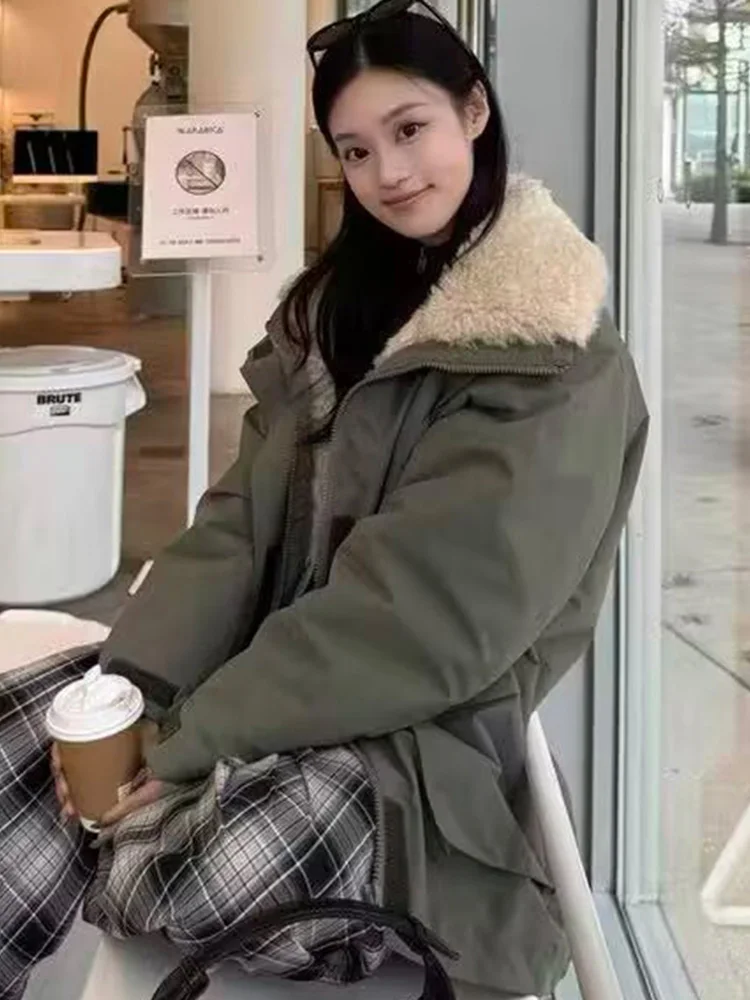 

HH Winter Women Fashion Solid Turn-down Collar Berber Fleece Jacket Female High Street Casual Zipper Pocket Decorate Splice Coat