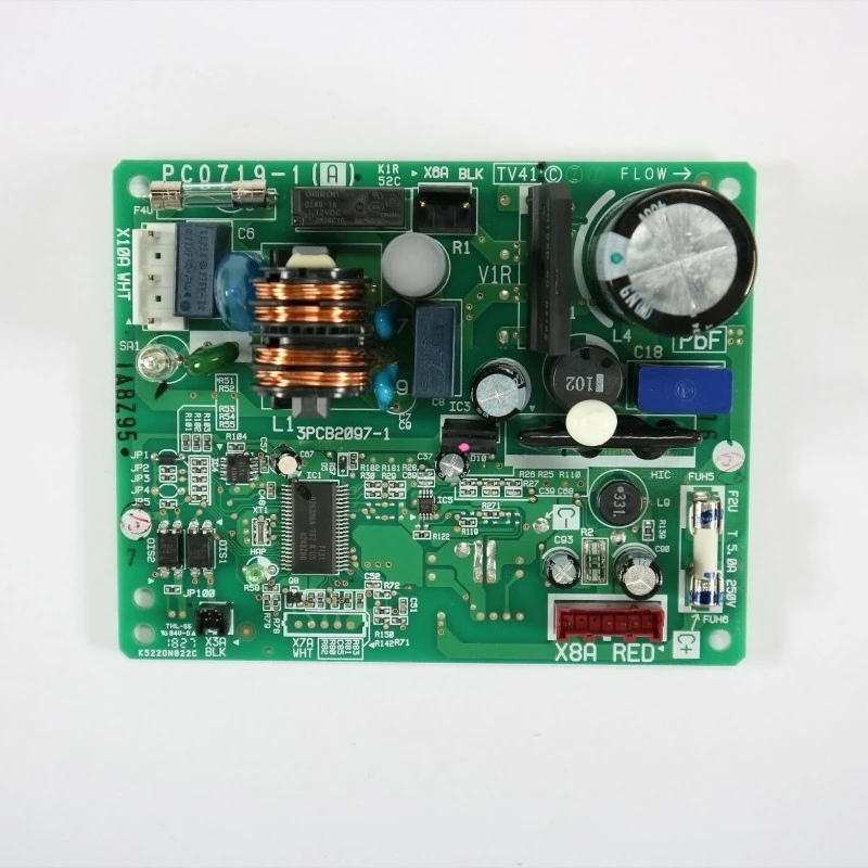 Applicable to Daikin air conditioner internal power board PC0719-1 computer board 2P207230-1 air conditioner accessories