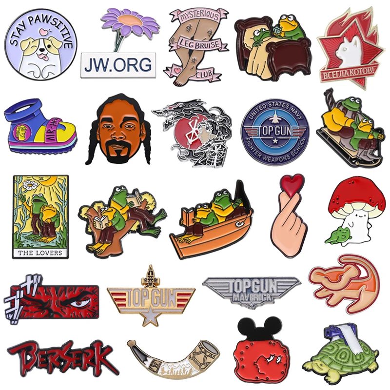 Frog and Toad Cartoon Animal Enamel Pins Japanese Anime Peripheral Brooches Lapel Badge Decoration Jewelry Gift for Kids Friends