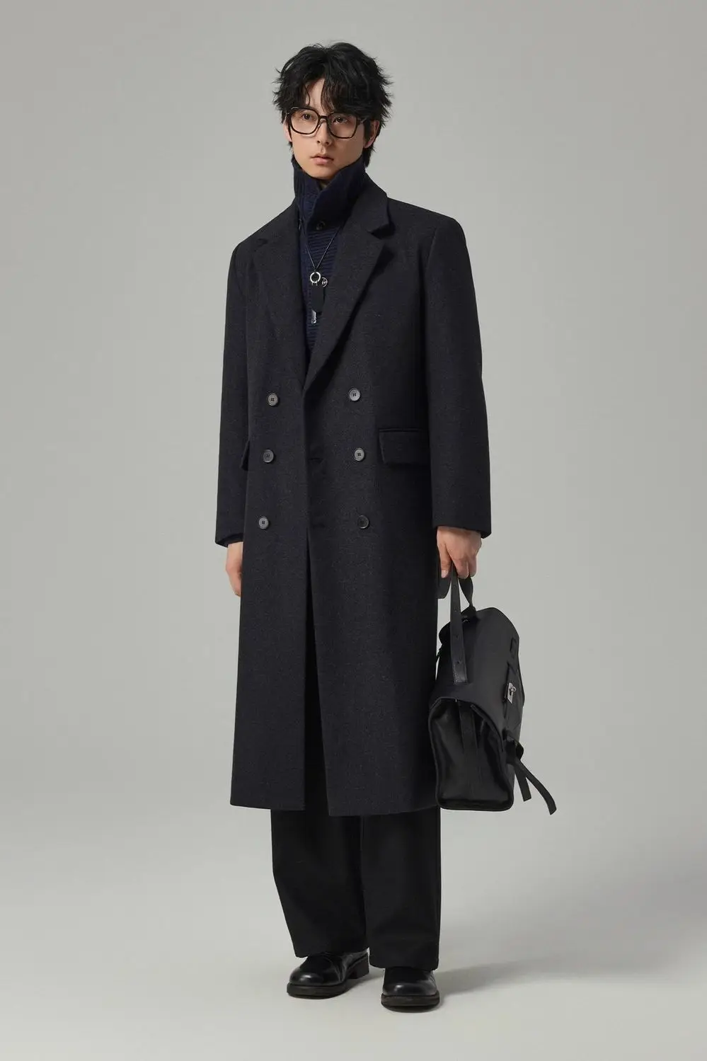 

Wool Blend Ruffle Top Mans X Shaped Waist Cut Narrow Constricted Constrained Restricted Confined Cramped Limited Shortened Style