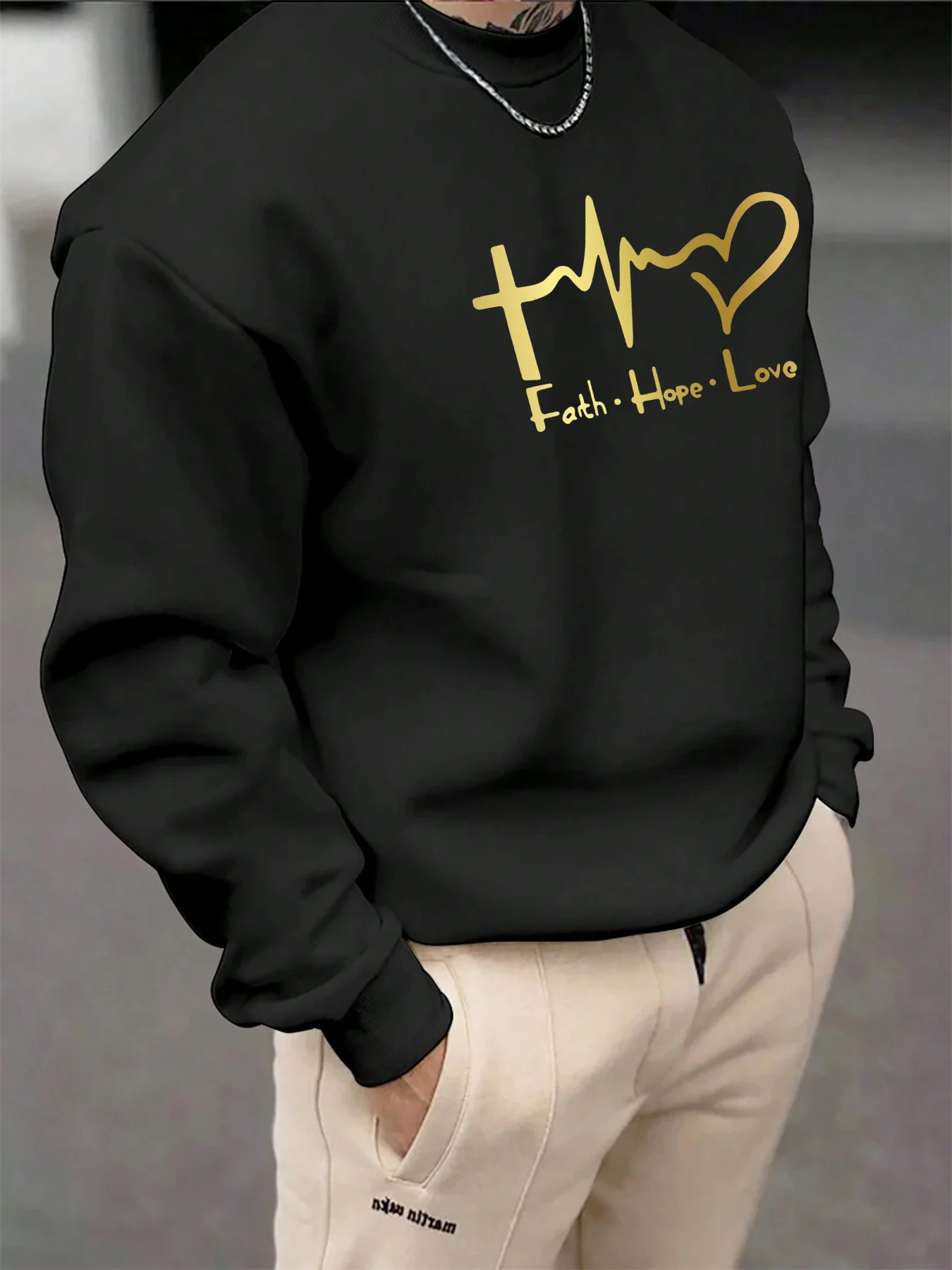 

Мужская осенне-зимняя повседневная свободная модная классическая толстовка FAITH HOPE LOVE с буквенным принтом и длинными рукавами с круглым вырезом