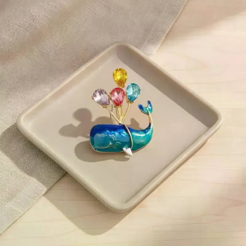 Luxury Rhinestone Brooch Pin Capricious Whale Balloon Design Unisex Corsage for Business Attire Accessory