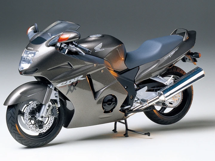 Tamiya 14070 static assembled car model  1/12 scale For Honda CBR1100XX Super Blackbird motorcycle model kit