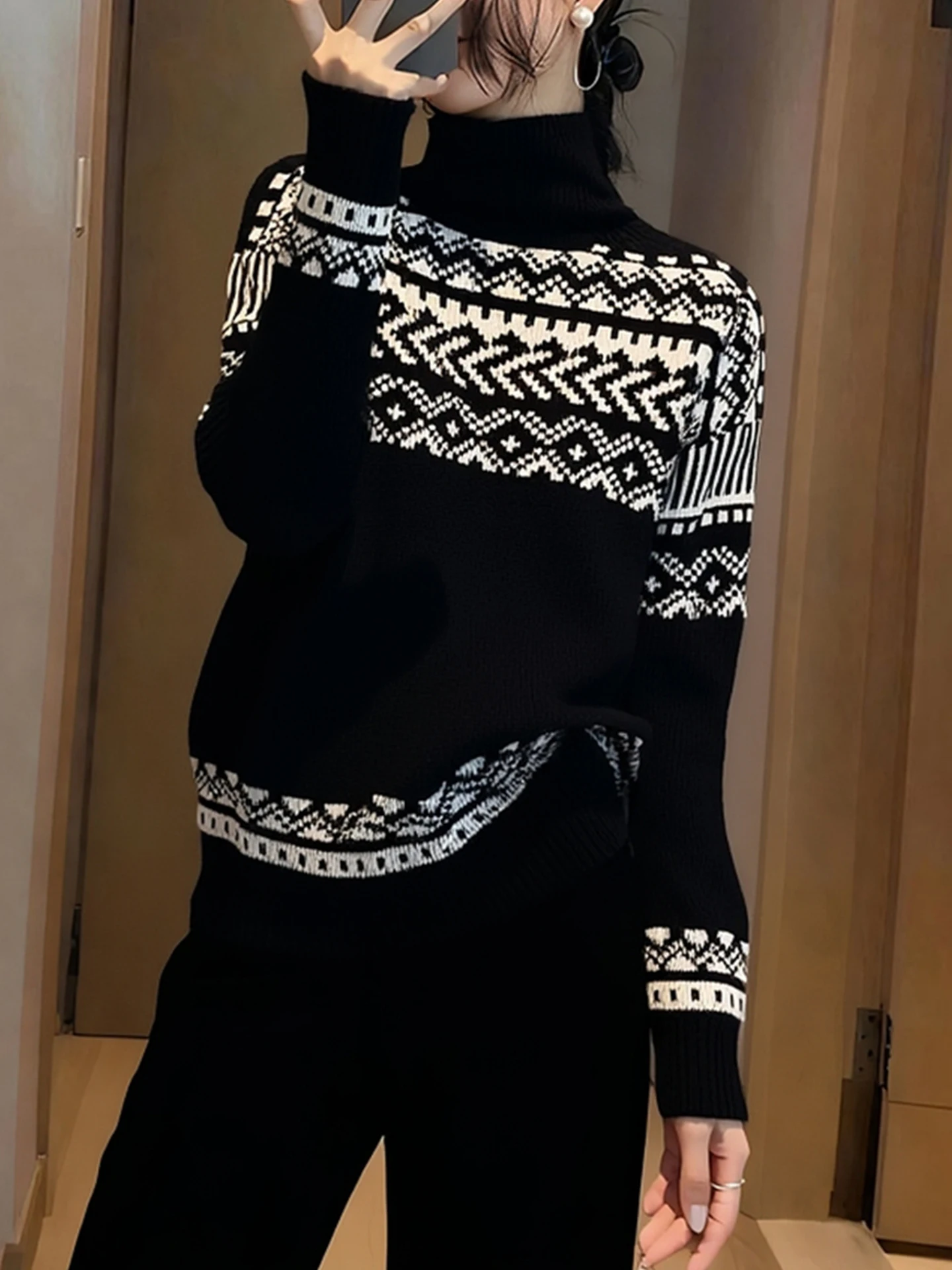 Faionable High Ne Knitted Sweater Long Sve Camere Contrast Color Design Korean Sle Loose Fit Commute Suitable