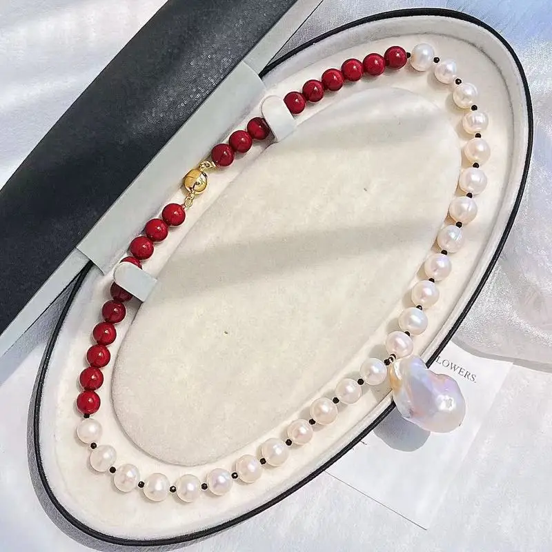 high-quality-natural-freshwater-pearl-necklace-with-a-cinnabar-inspired-design-perfect-as-a-clavicle-chain