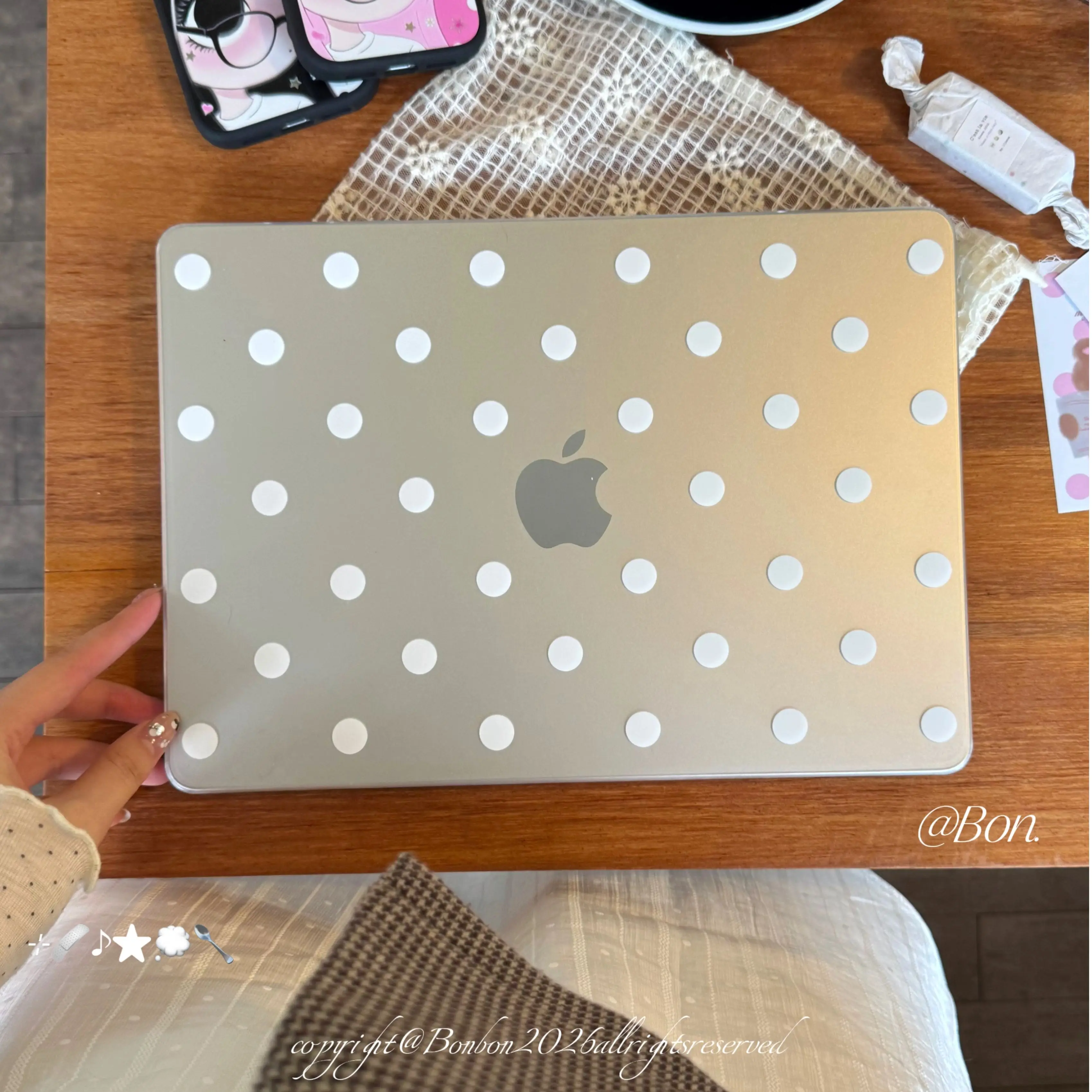 Korean Polka Dots Crystal Clear Laptop Case For Macbook Neo 2026 A3404 Air 13.6 M4 15 M3 Hard Cover Pro 13 16 M1 M2 14 Pc Cover