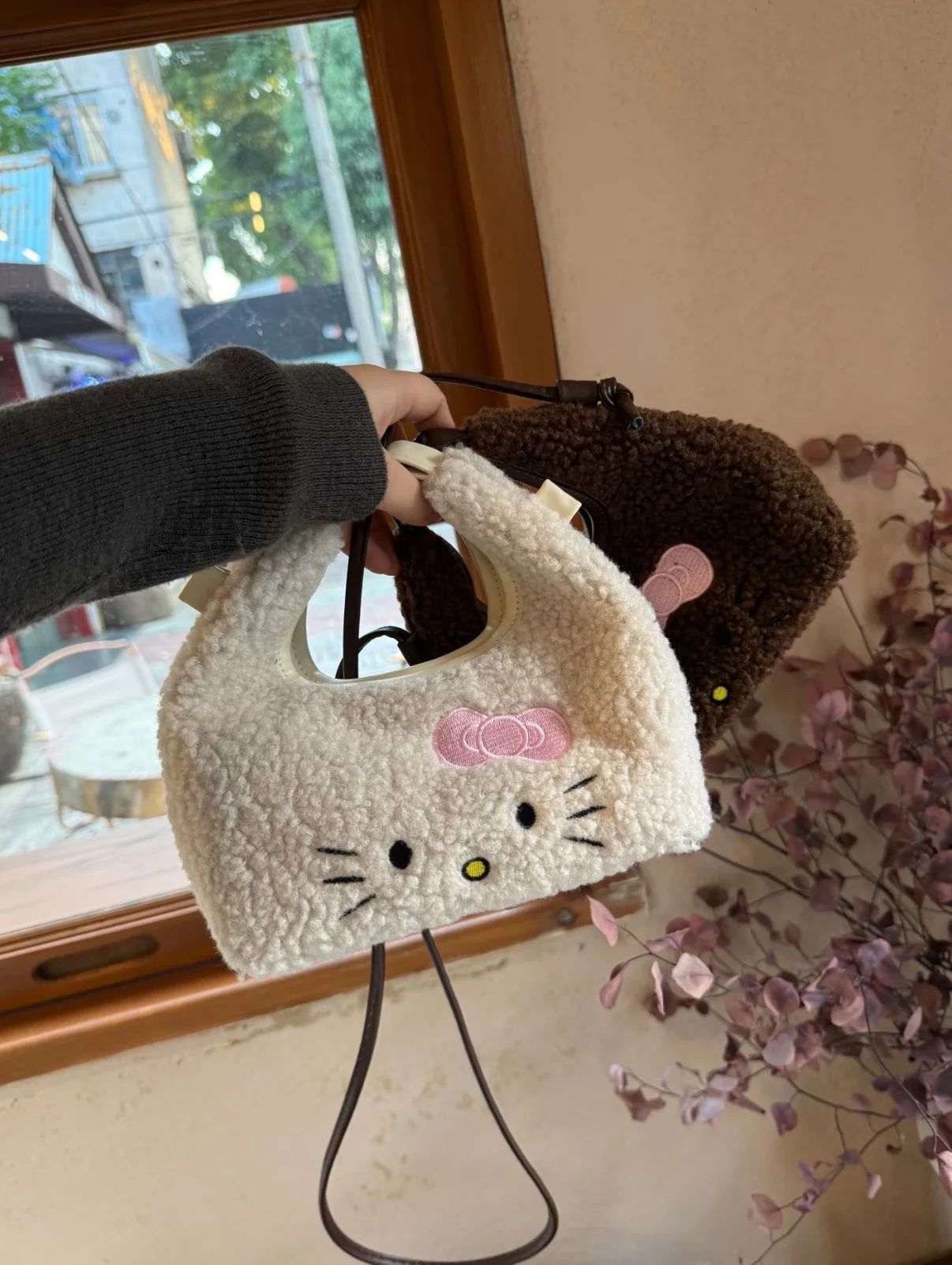 bolsa-de-mao-hello-kit-em-estilo-coreano-com-pelagem-de-carneiro-versatil-para-outono-e-inverno-estilo-casual-simples-par