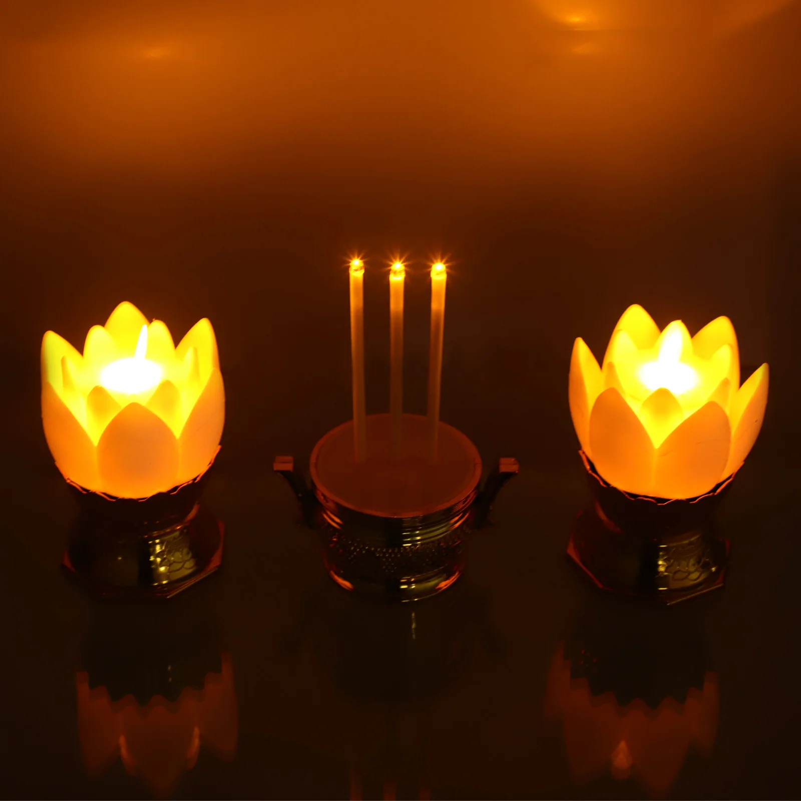 

1Set LED Buddhist Lamp Lotus Flower Lamp Buddhist Supplies Safe Flameless Exquisite Craftsmanship Festival Decor