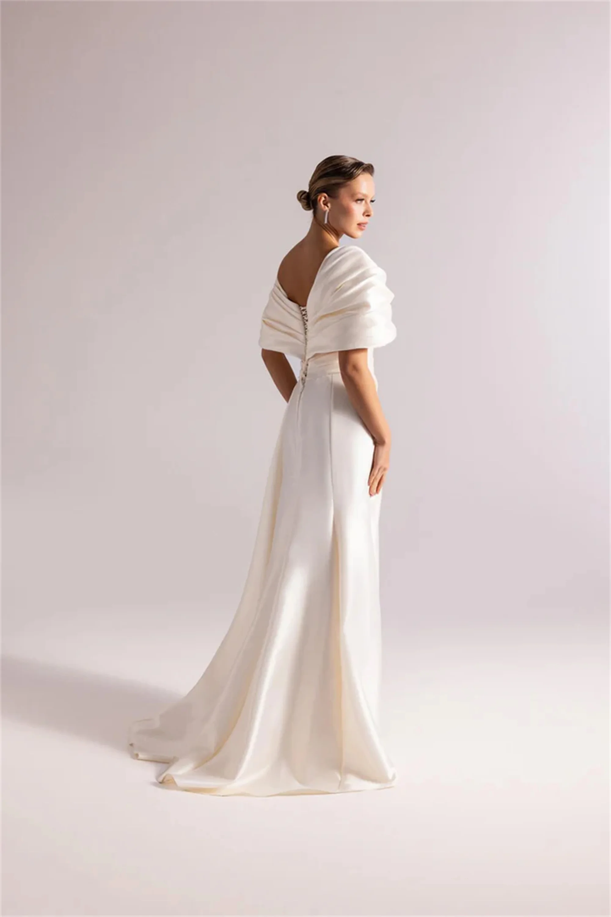 EVON BRIDAL 매력적인 새틴 이브닝 파티 가운 스윕 기차 공식 행사 가운 패션 하이 스플릿 웨딩 이브닝 가운 Customiz