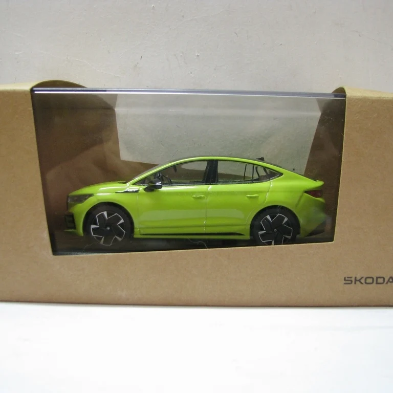 

Литой под давлением масштаб 1:43, Skoda Enyaq Coupe RS, модель автомобиля из сплава, Коллекционная игрушка, подарок, сувенир, украшение для дисплея