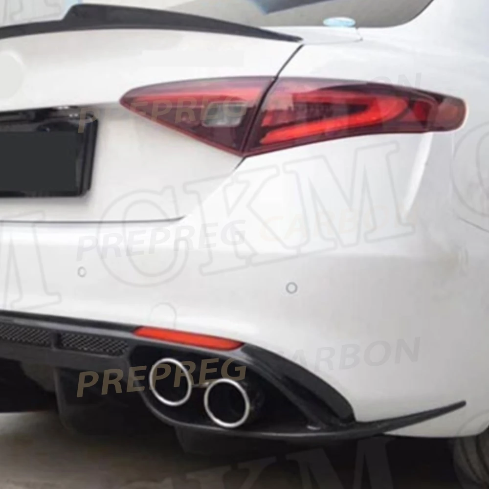 

Carbon Fiber Material Rear Bumper Lip Diffuser for Alfa Romeo Giulia Standard FRP Unpainted Bumper Guard Car Body Kit 2017-2020