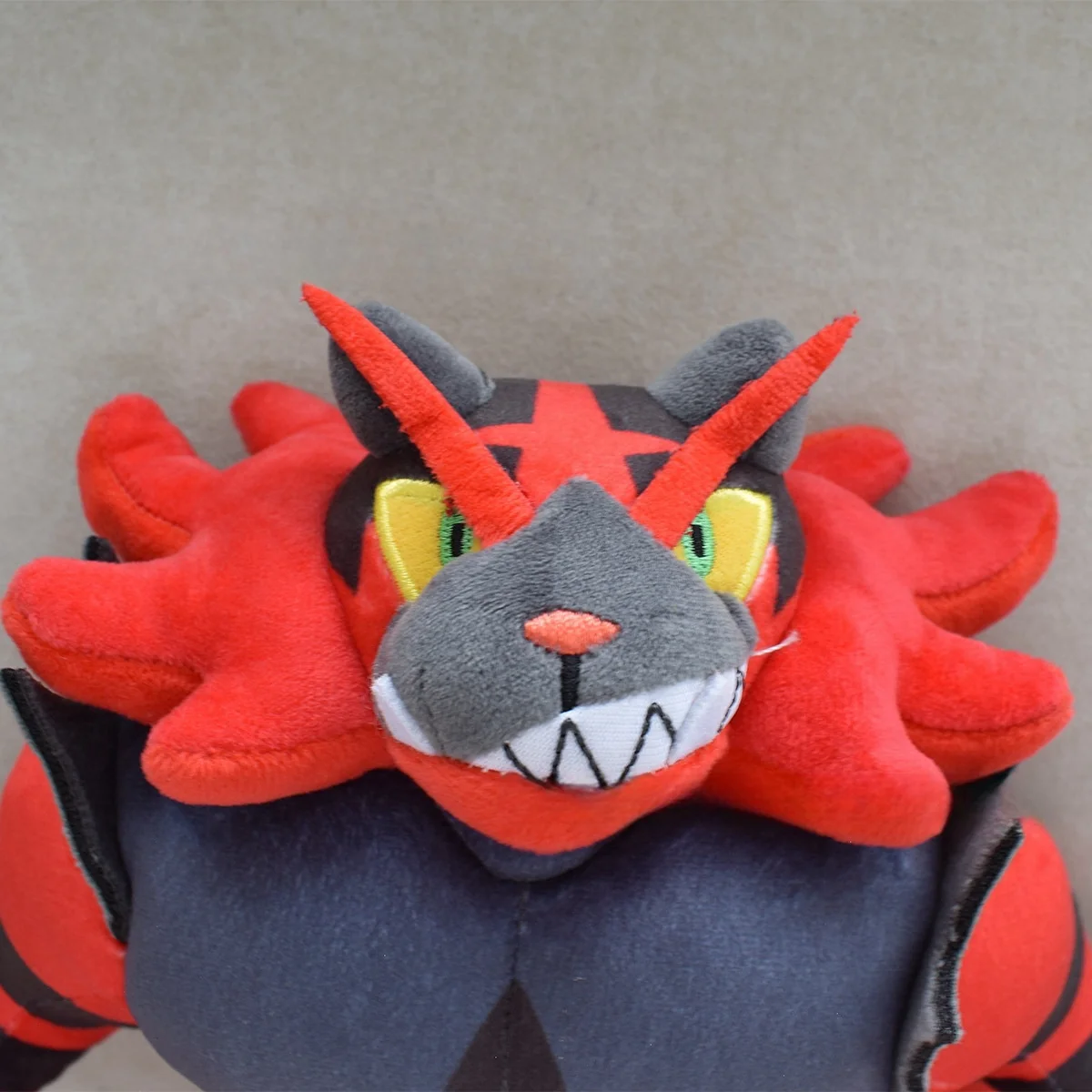 Pokemon Litten pluszowy Incineroar wypchana lalka Kawaii Home Decor zabawki anime Hobby kolekcje ewolucji pluszowe dzieci prezent na boże narodzenie