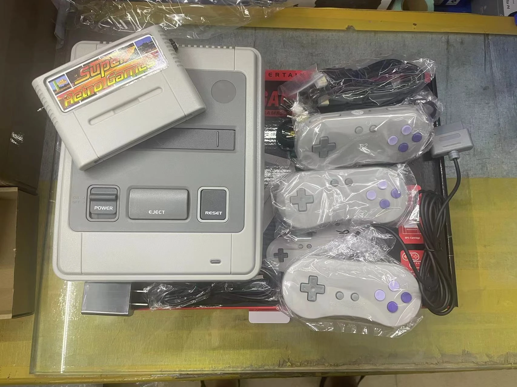 C-52 16bit SFC-52 Super Retro TV Video Game Console HD For Super SNES Built-in 518 Games 2 Wireless+1 Wired Gamepads