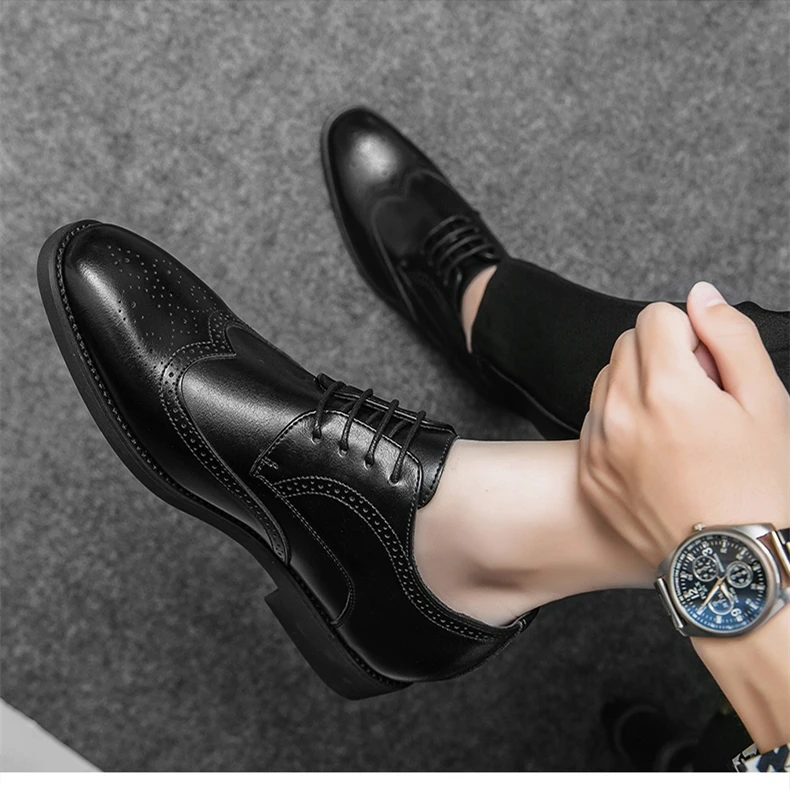Brogue-Schuhe für Herren, weißes Lackleder, 6 cm, versteckte Höhenerhöhung, Einlegesohlen, formelle Kleidung, lässige Oxfords für Hochzeit, Business – Detail 14