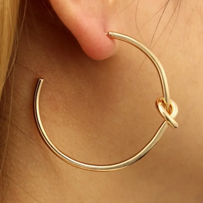 

1pair Simple Twist Knot Gold Hoop Earring Alloy Semicircle gold color Earrings Gifts Accessories