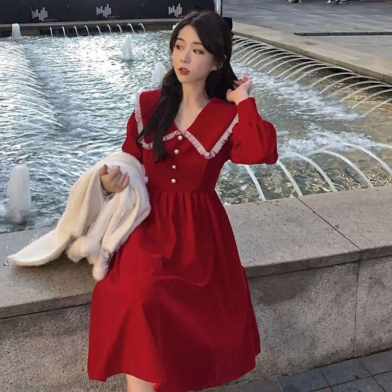 فساتين النساء بيتر بان طوق خمر النمط الفرنسي موضة Bodycon مزاجه الصلبة عادية العطاء الإناث الخريف جديد فساتين