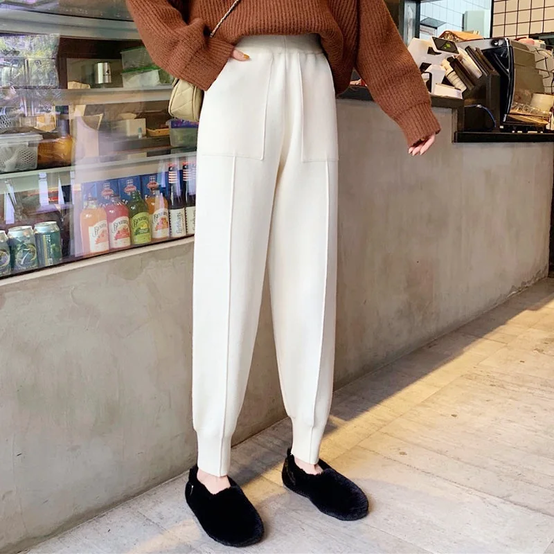 Haren Pants Women's Autumn and Winter Carrot Pants 2025 New Large Size Small Leg Pants Loose Leg Thick Slimming Knitted Pants