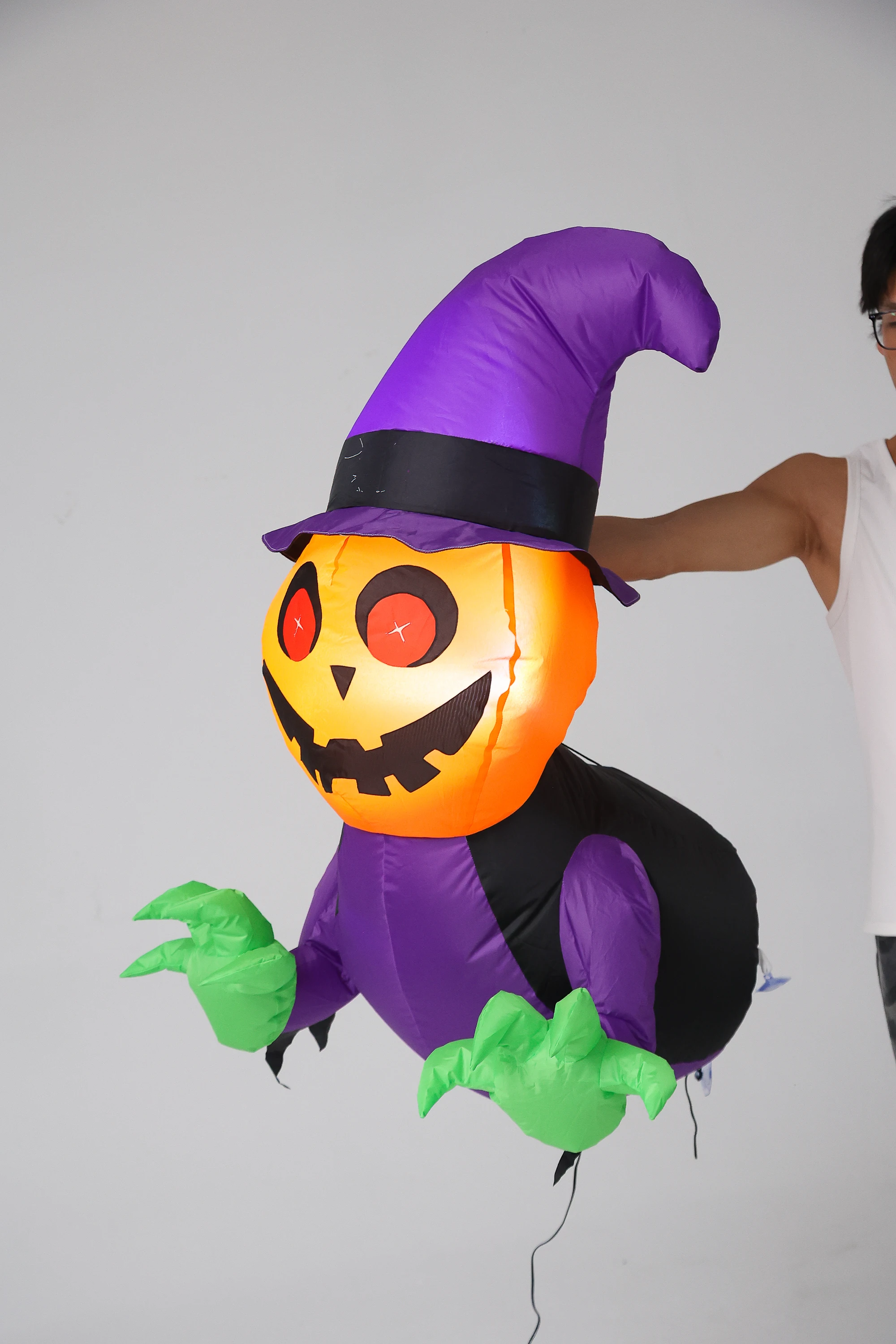 Halloween Inflatable Pumpkin Witch with Red Eyes, LED Light Up Jack-O-Lantern Witch Yard Decoration