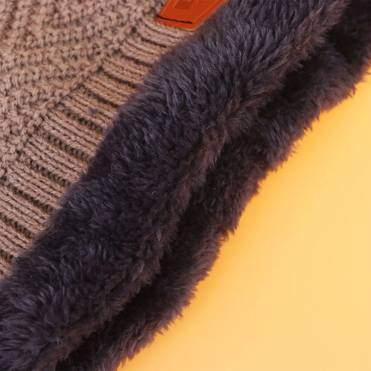 

Warm Knitted Woolen Hat Scarf for Men Thicken Winter Cap Yarn Accessories Khaki Unisex Outdoor Fashion Headwear Neckwarmer