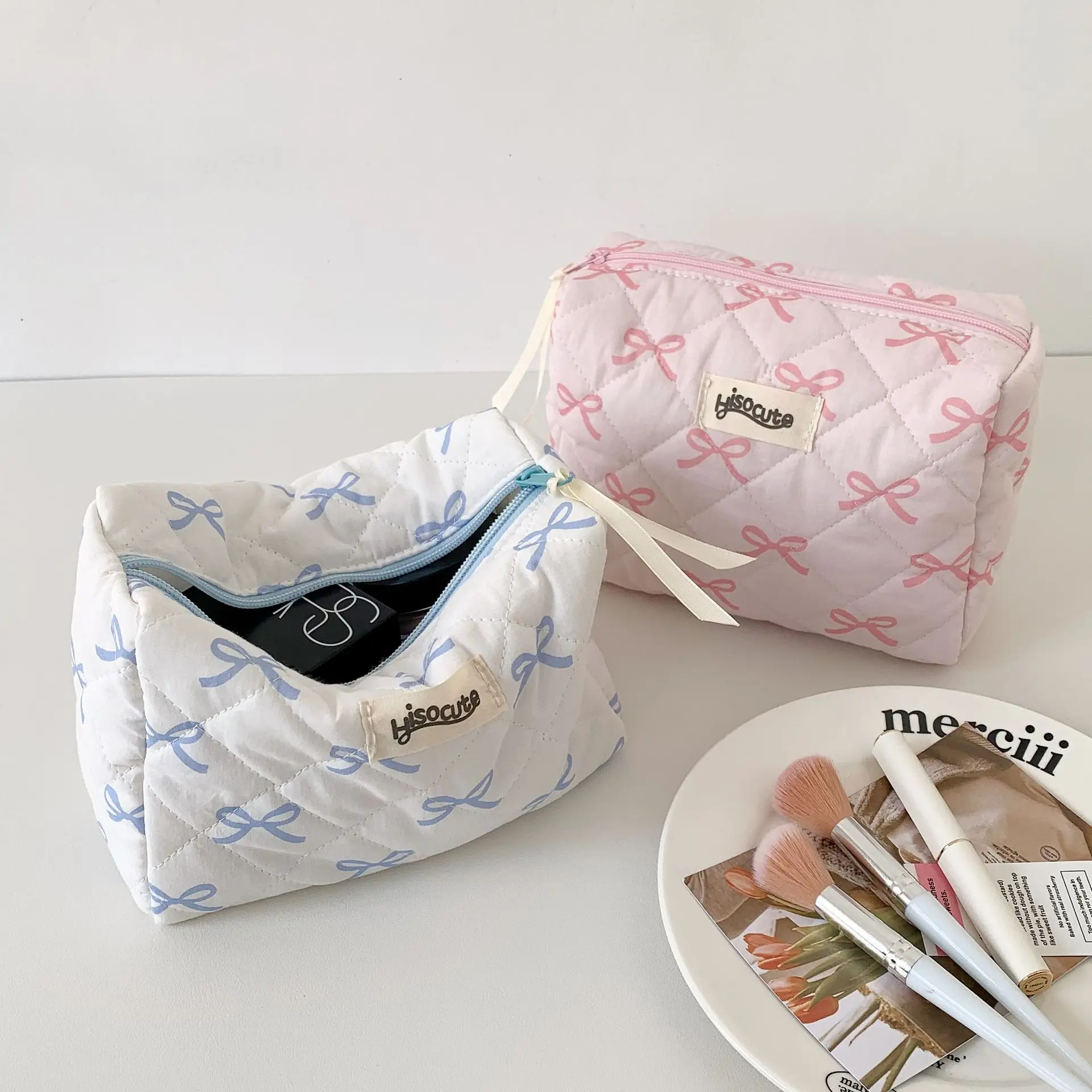 

Large Capacity Zipper Makeup Bag Bow Travel Cosmetic Bag Girls Handbag Portable Toiletry Case Organizer Stationery Bag Gift