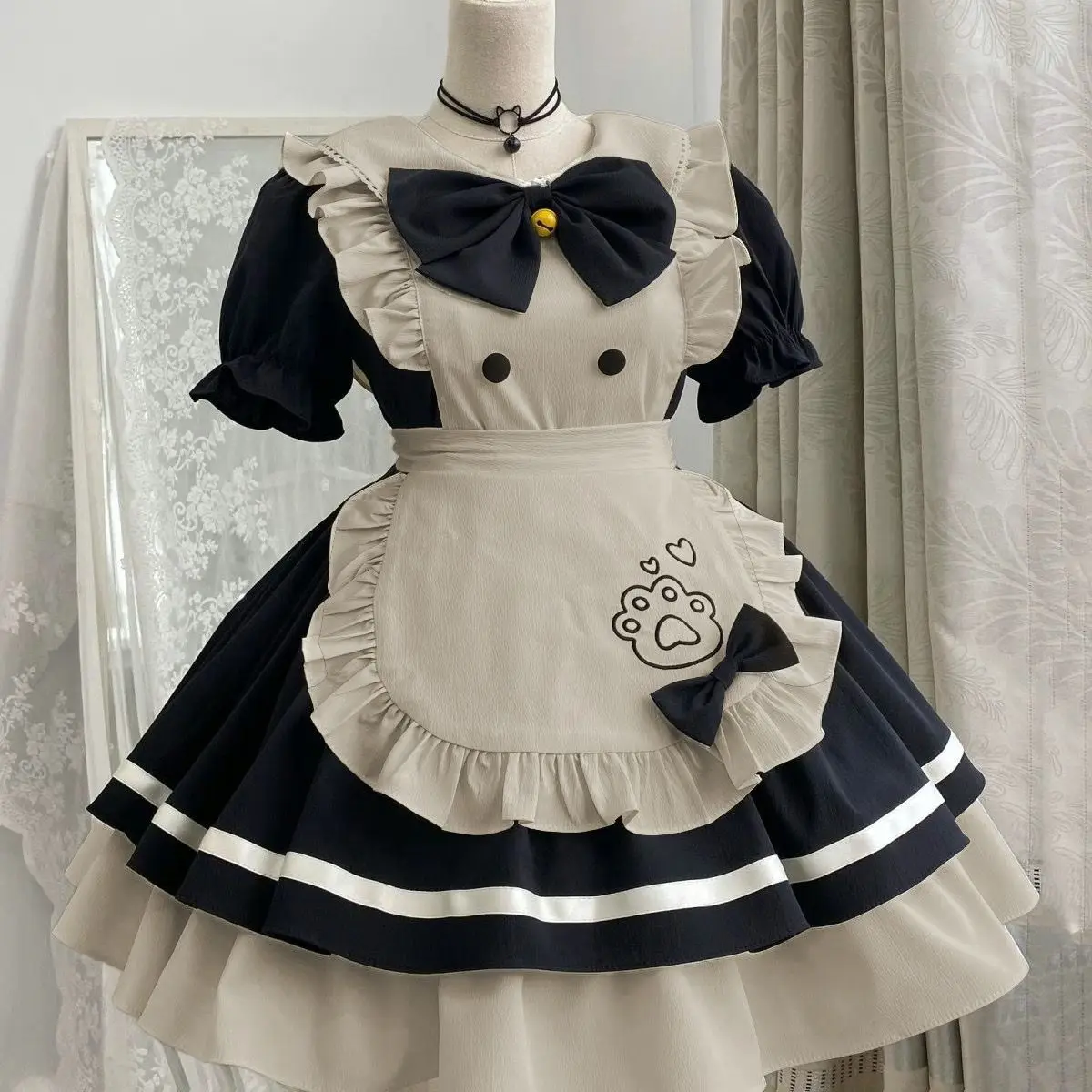 Adorabile abito Lolita da cameriera con grembiule Lolita giapponese Sweet Girl Nuovo stile