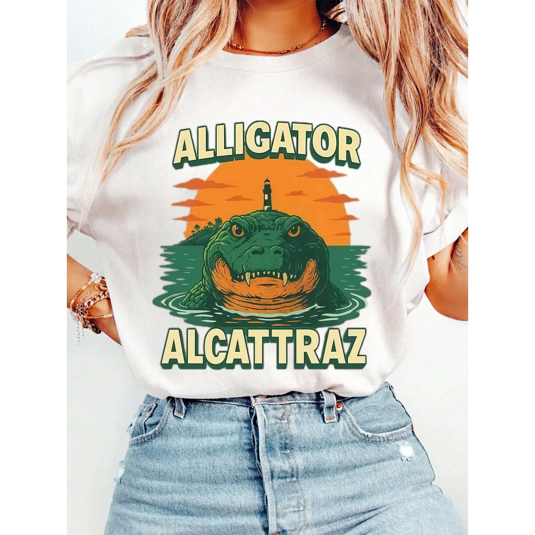 

Alligator Alcatraz T-Shirt Women Men Funny Crocodile Island Graphic Tee San Francisco Souvenir Vacation Trip Top