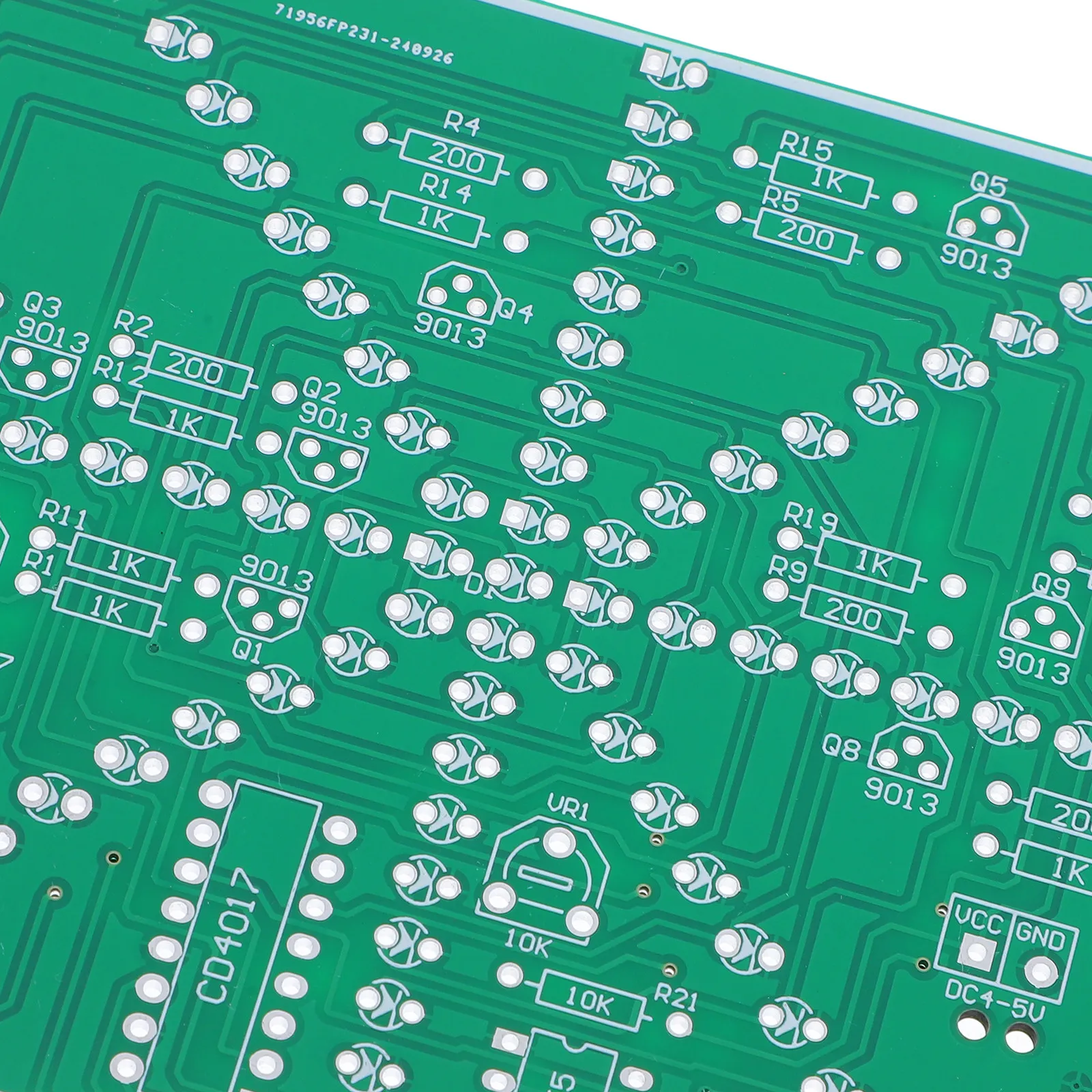 Kit de Projeto de Placa de Circuito Eletrônico DIY para Prática de Soldagem para Iniciantes com LED