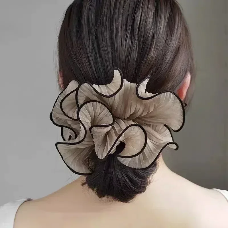 2023 Sweet Temperament Fashion Exaggerated Hair Band Hair Accessories Retro Wrinkle Chiffon Scrunchies for Women Girls