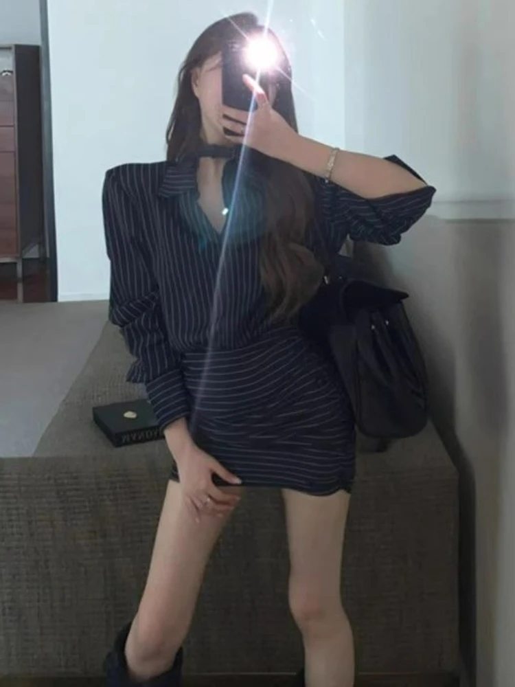 Elegante camicia coreana Abiti corti Donna 2025 Autunno Slim Designer Abito da festa a righe Abiti da sera casual femminili Y2k di lusso