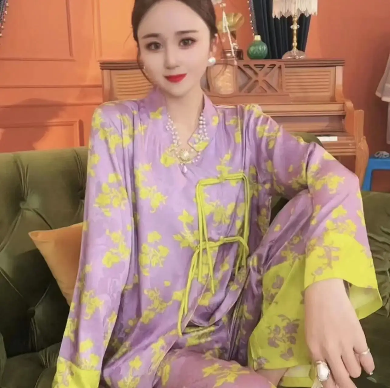 

Print Women Pajama Set Silk Autumn Ladies 2 Pcs Chinese Homewear Pijama Suit Satin V Neck Sleepwear Premium Nightwear for Female