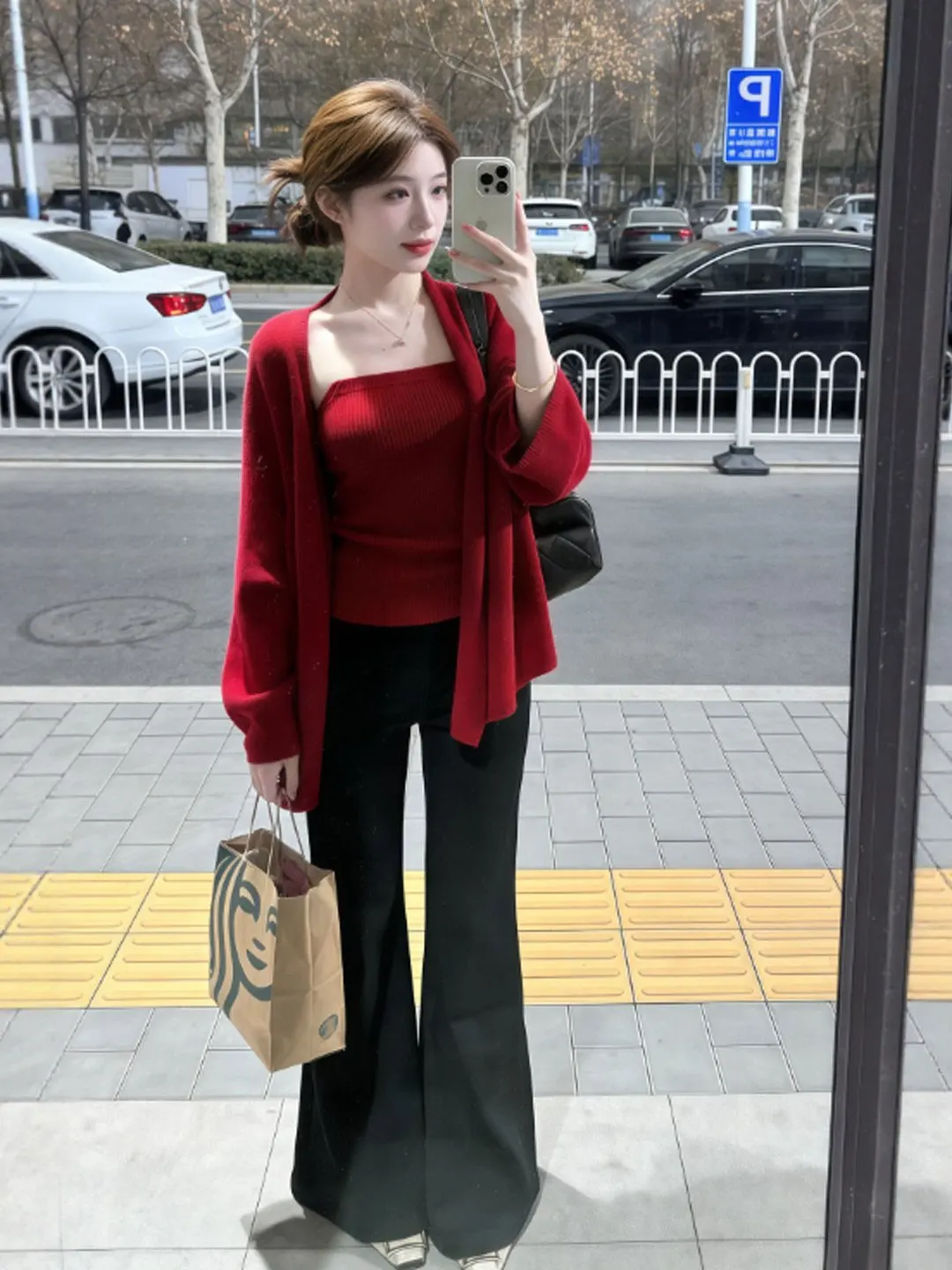 

Retro Gentle Knitted Cardigan And Tube Top Two-Piece Set in Red Spring Faion Comfortable Long Sve One-oulder Women's E...