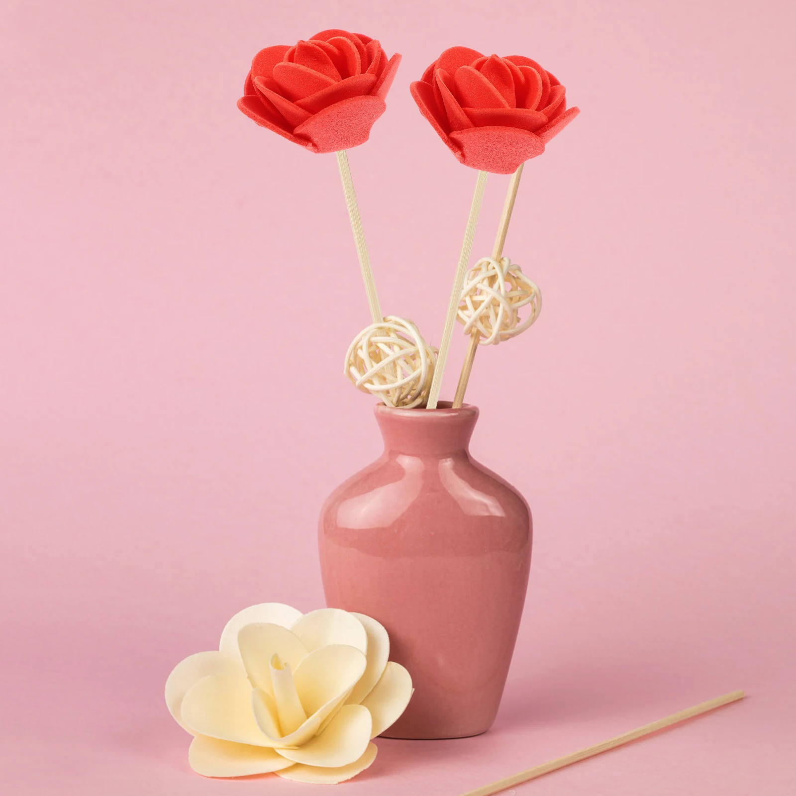

200 Pcs Artificial Rose Heads PE Foam Craft Decoration Red FlowersFlowerBouquet Bulk DIY Artistic Faux Floral Arrangement
