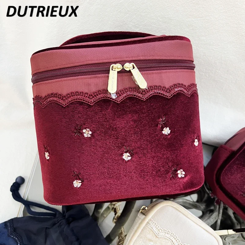 Flower Embroidery Beautiful Velvet Mesh Splicing Bucket Cosmetic Bag Japanese Style Portable Makeup Bucket Bags for Women